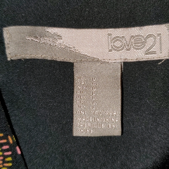 Love 21, Large, Wonderful Dress - Picture 6 of 8